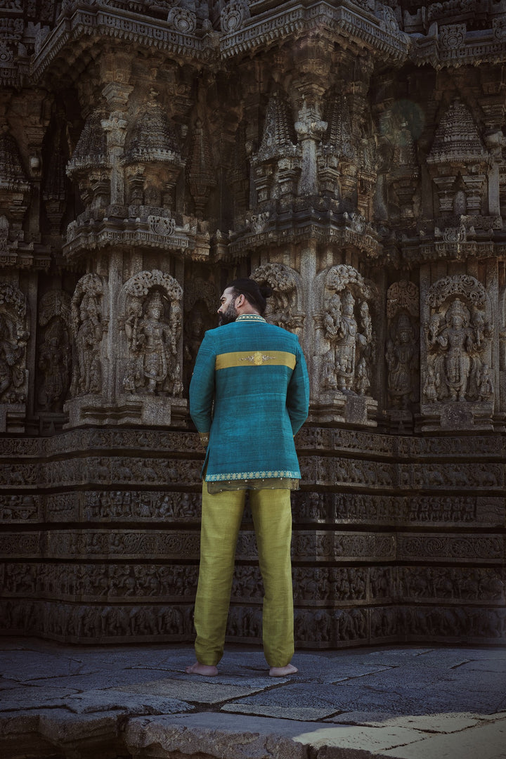 Teal Bandgala
