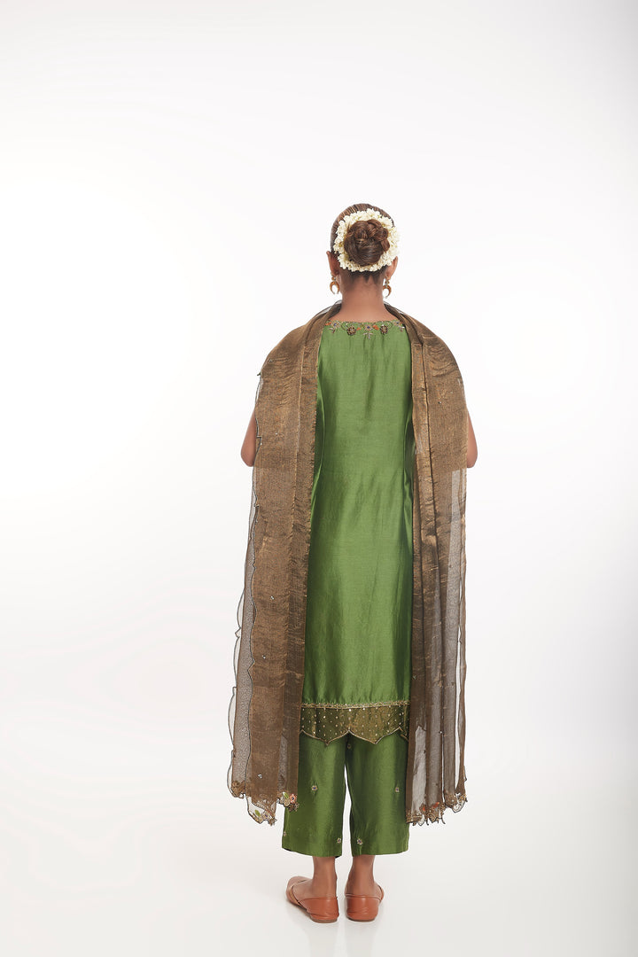 PARNA