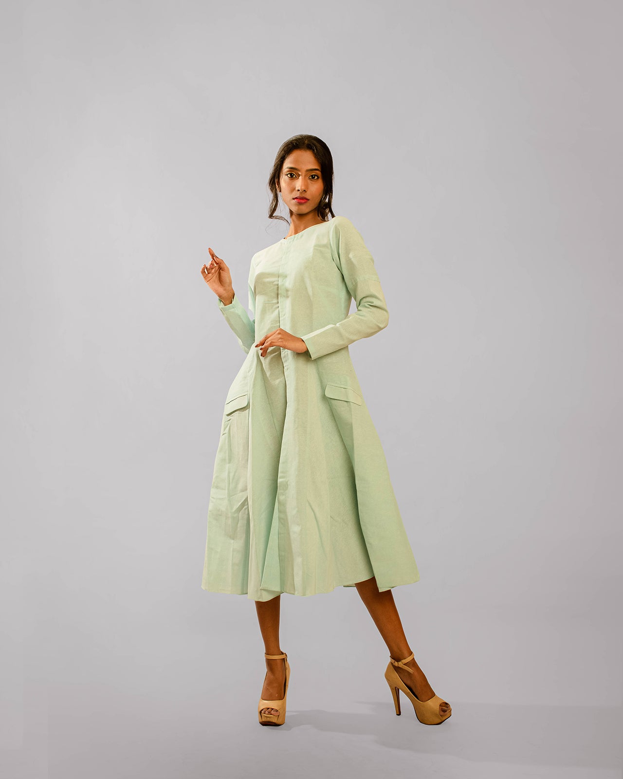 Pista Green Front Open Slit With Cross Flap Pockets