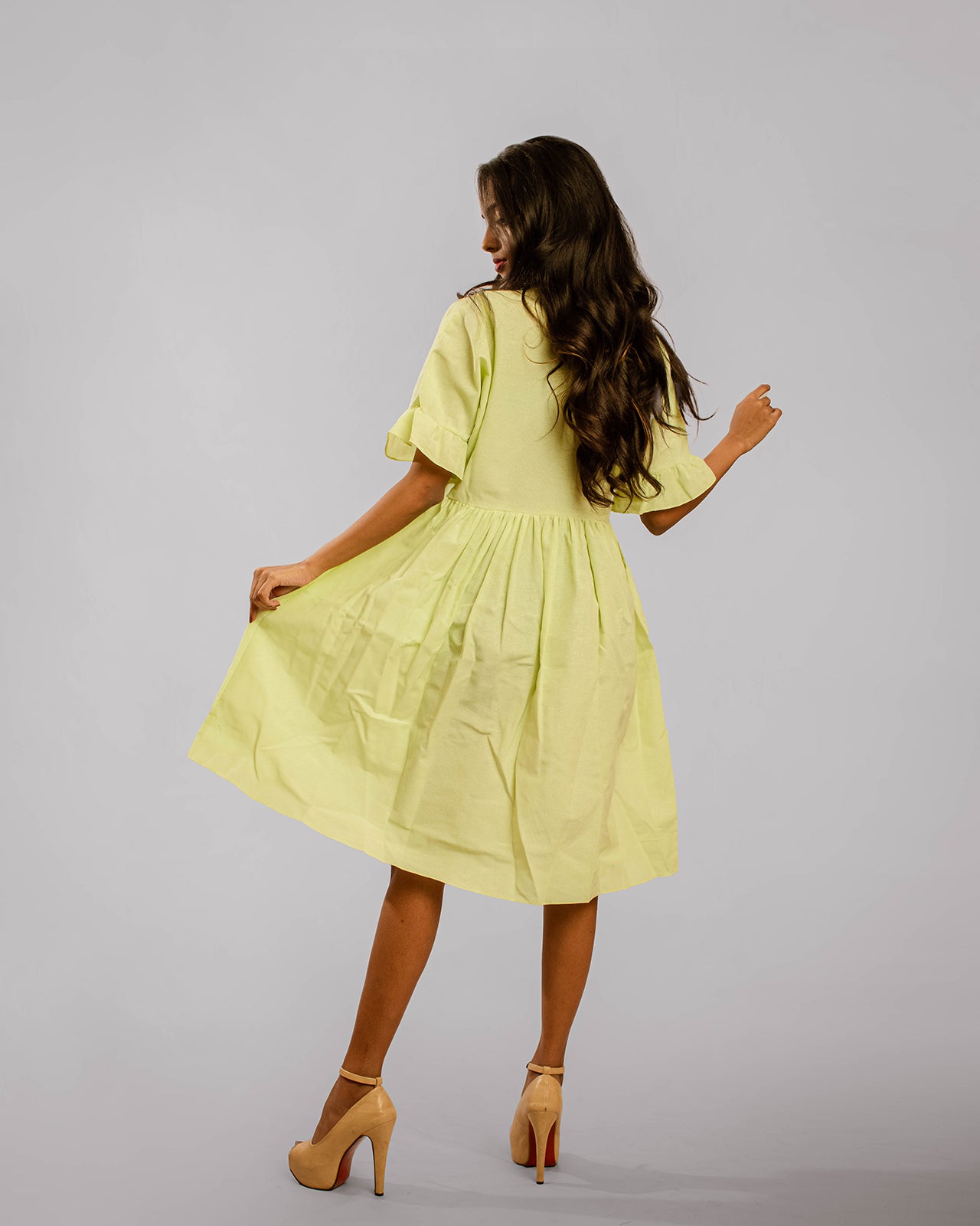 Neon Green Mandarin Collar Circular Flounce Sleeve Knee Length Tunic