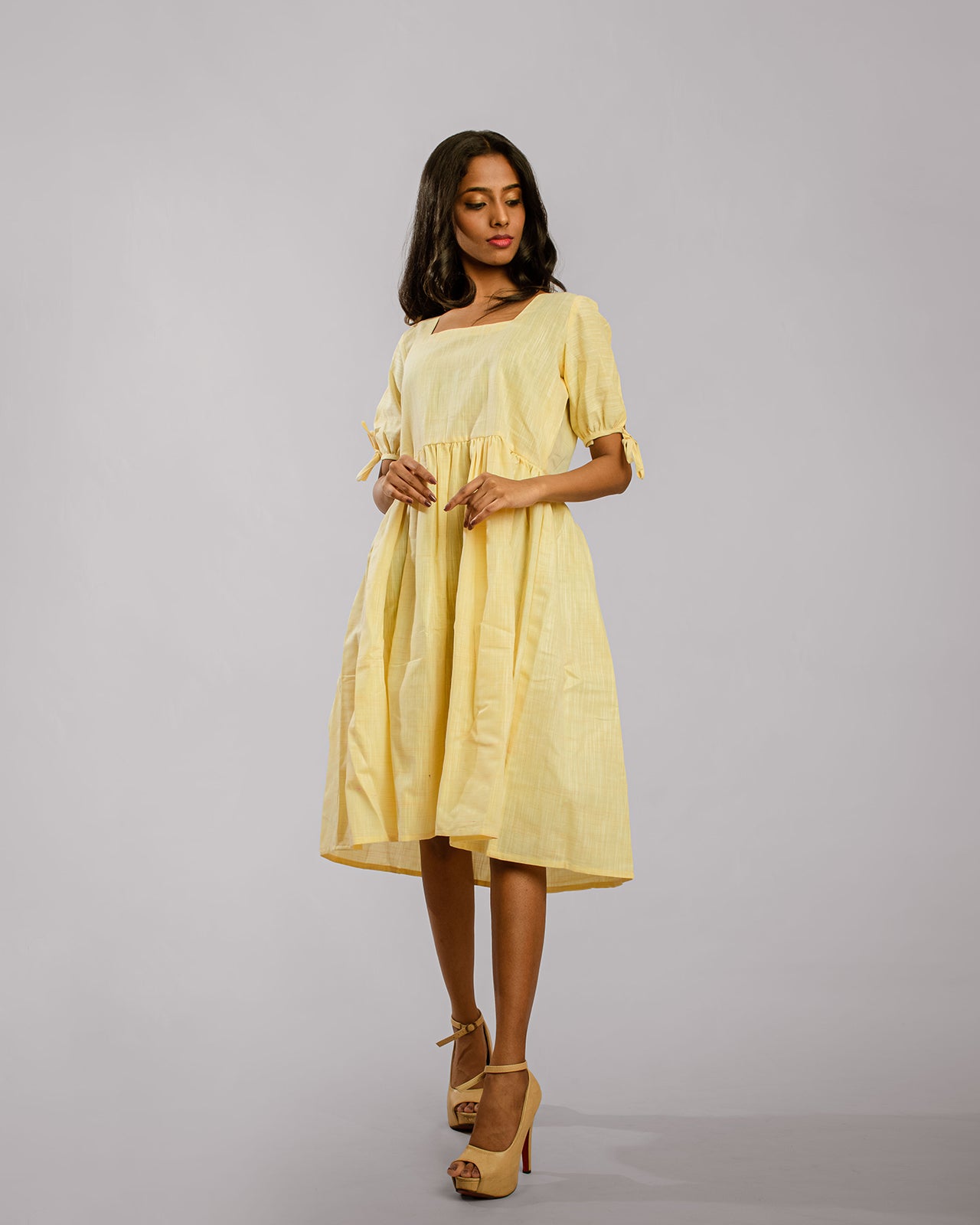 Lemon Yellow Puff Sleeve Tyeable Gathered Pleat Tunic Knee Length Dress